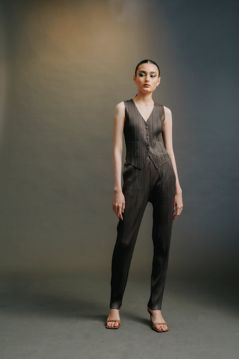 Majine Vest
